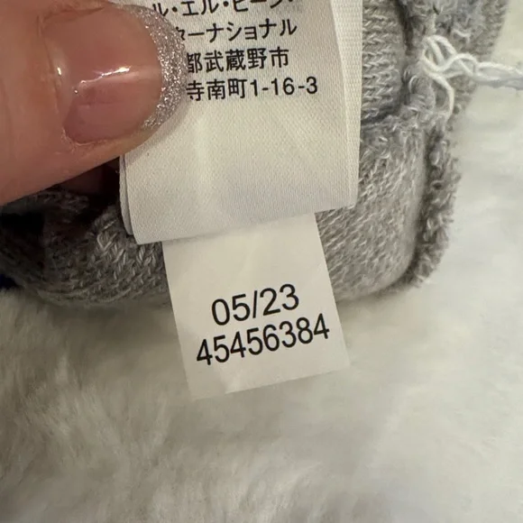 L.L.Bean Katahdin Pom Graphic Hat, Retro Mountain Graphic - Picture 6 of 8